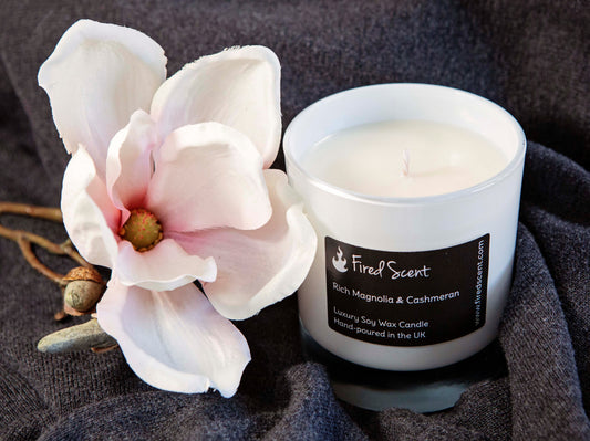 Rich Magnolia & Cashmeran Candle (Medium)